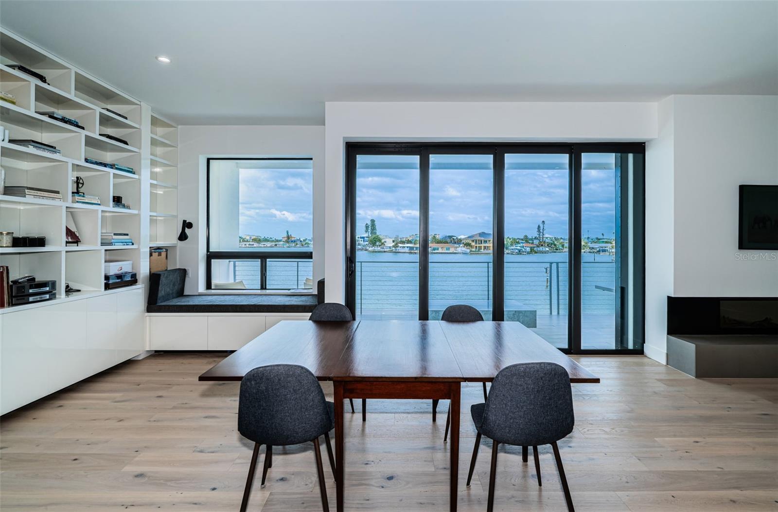 14077 N BAYSHORE DR, MADEIRA BEACH, FL, 33708