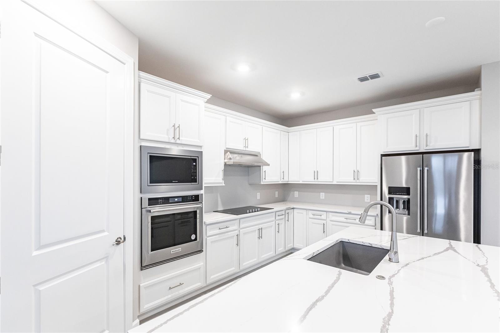 5658 SILVERSIDE PINE CT, BRADENTON, FL, 34211