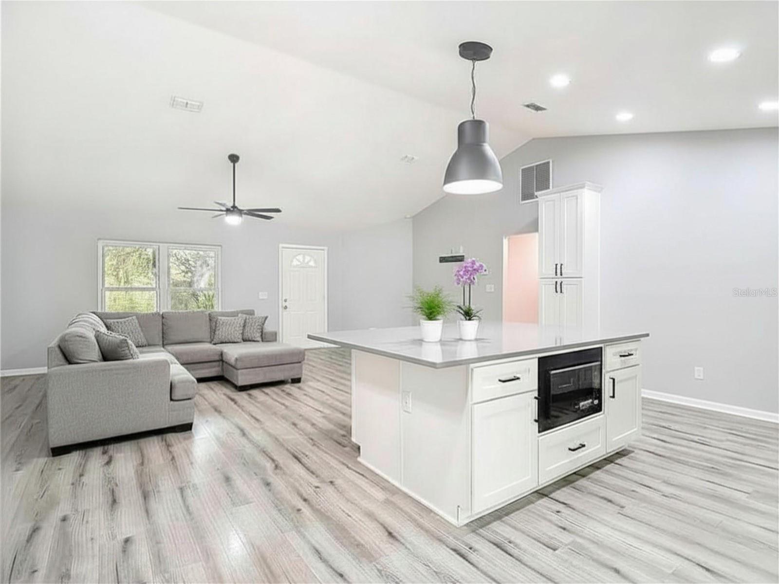 884 W MASSACHUSETTS ST, HERNANDO, FL, 34442