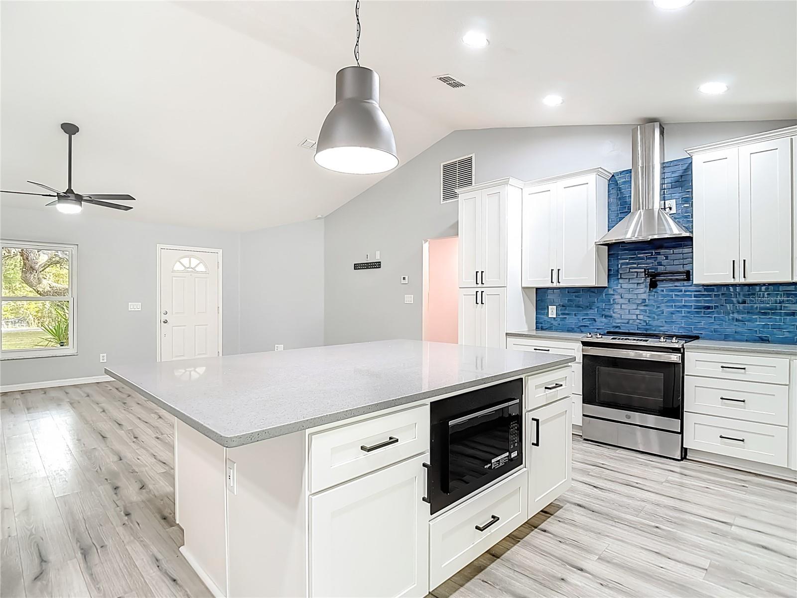 884 W MASSACHUSETTS ST, HERNANDO, FL, 34442