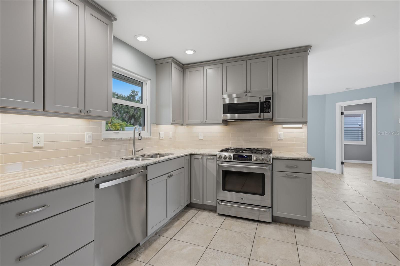 1450 STRADA D ORO, VENICE, FL, 34292