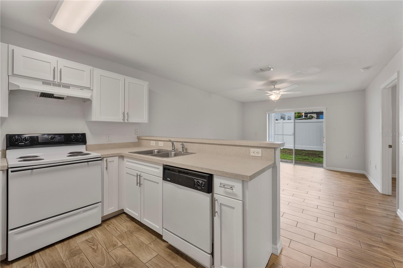 210 S ORANGE AVE, BARTOW, FL, 33830