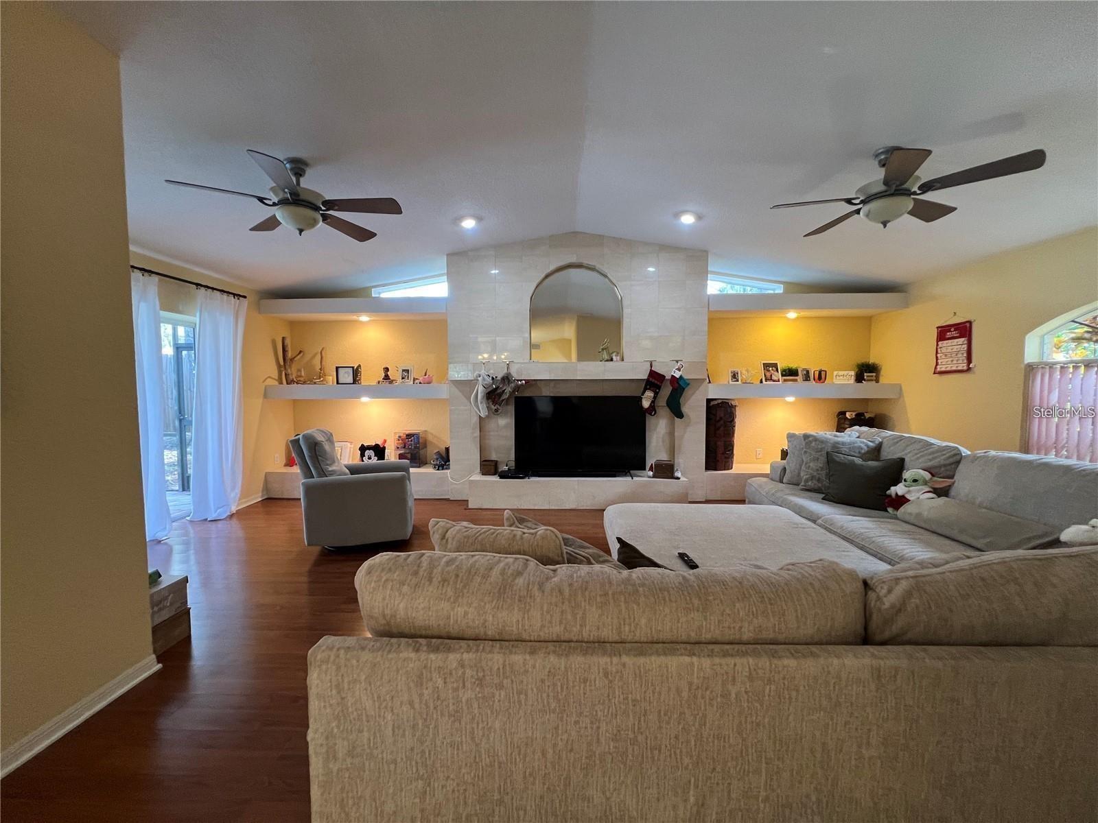 8748 FOREST LAKE DR, PORT RICHEY, FL, 34668
