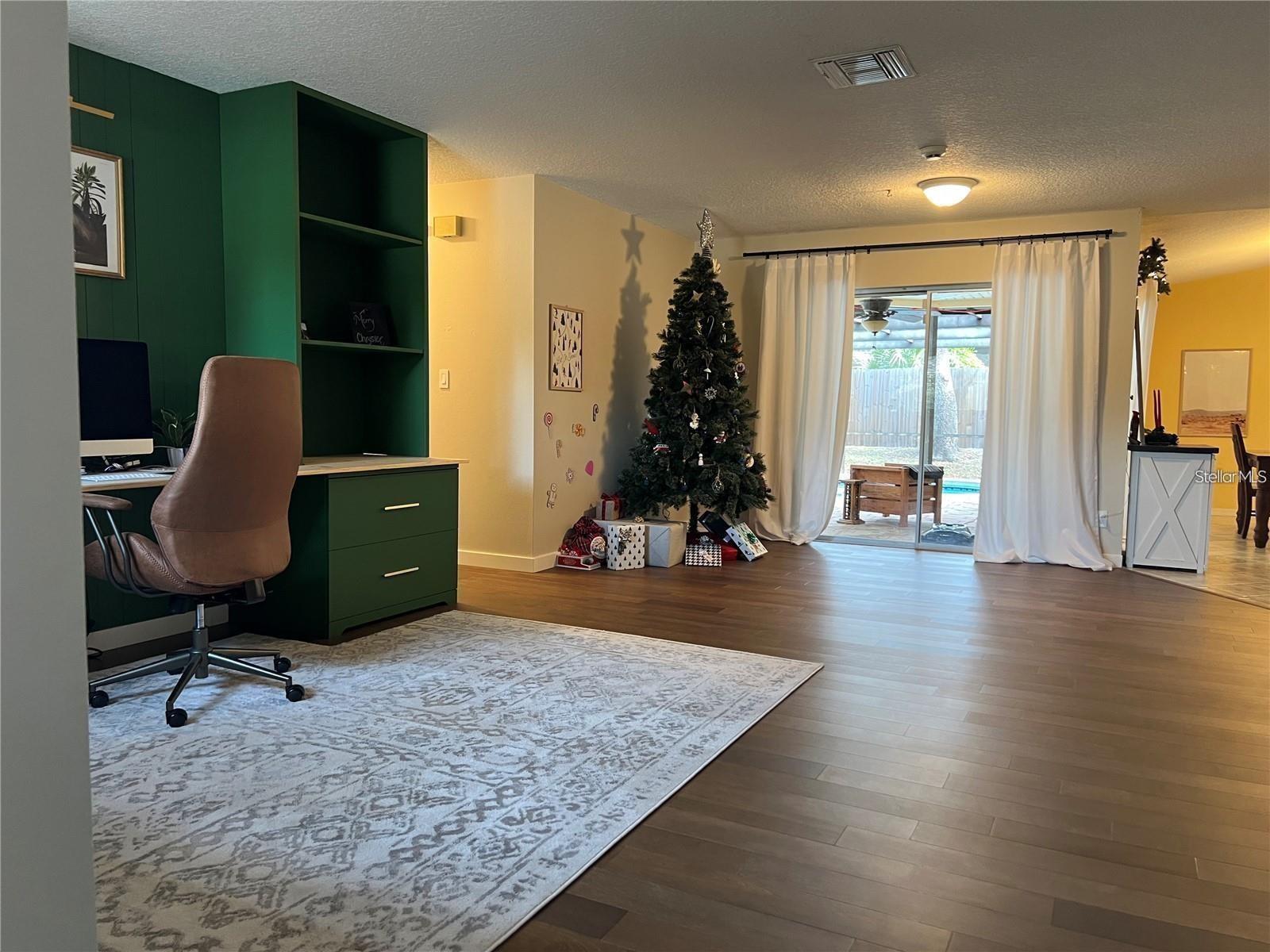 8748 FOREST LAKE DR, PORT RICHEY, FL, 34668