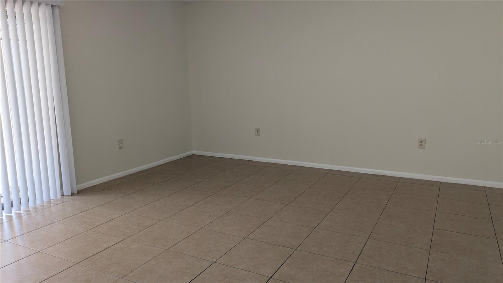 4401 S SEMORAN BLVD #9, ORLANDO, FL, 32822