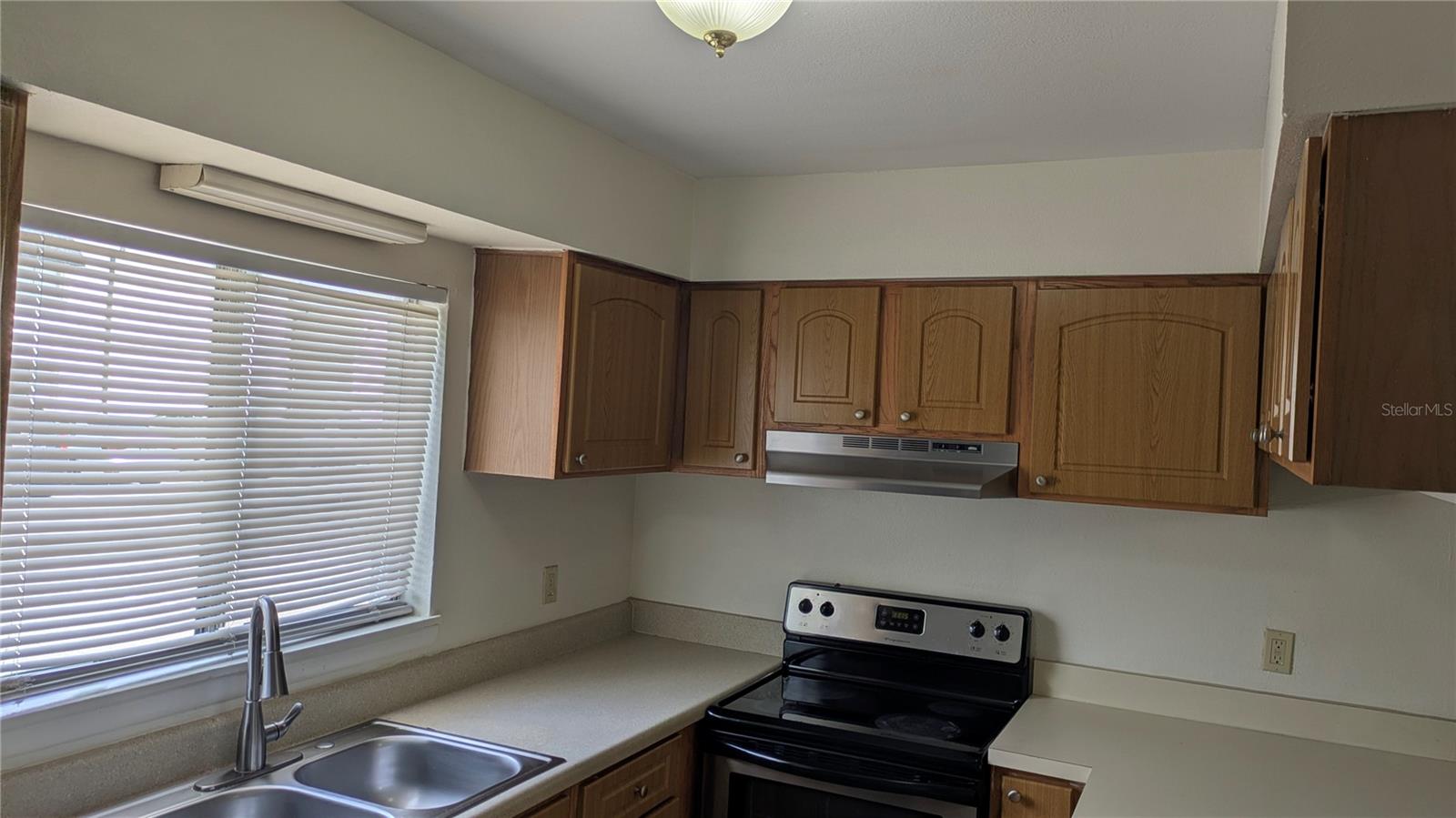 4401 S SEMORAN BLVD #9, ORLANDO, FL, 32822