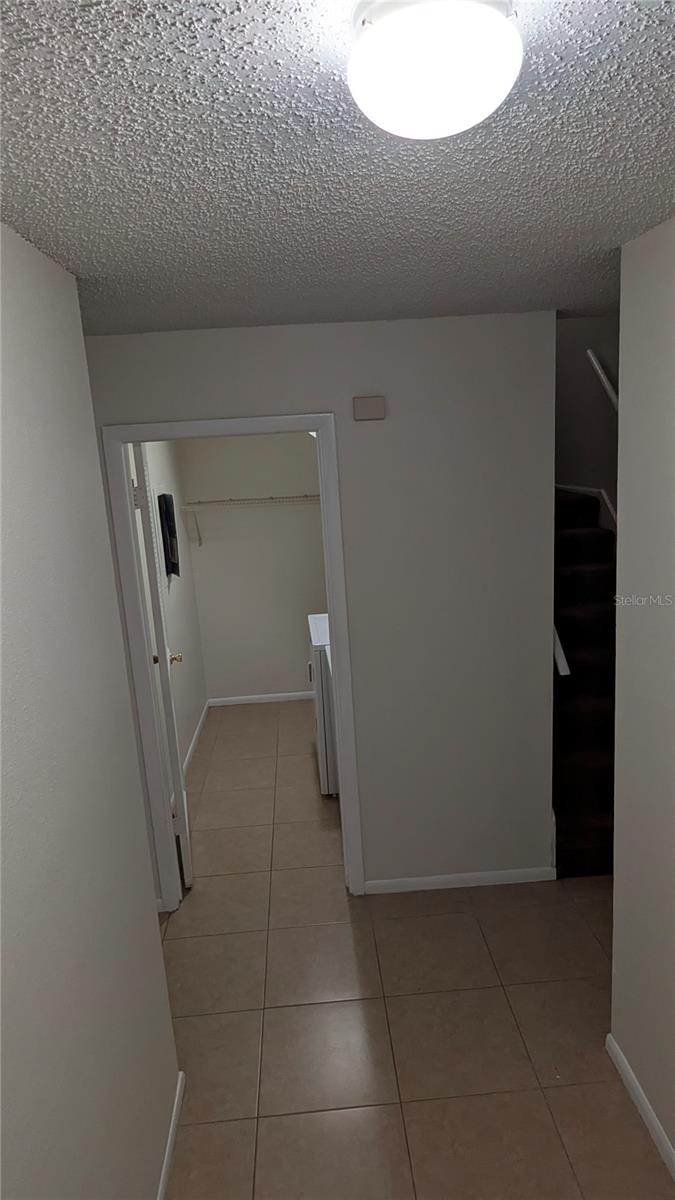 4401 S SEMORAN BLVD #9, ORLANDO, FL, 32822