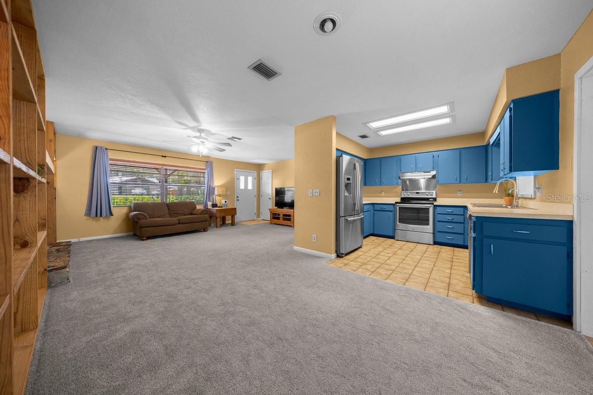 2043 NE 43RD ST, OCALA, FL, 34479