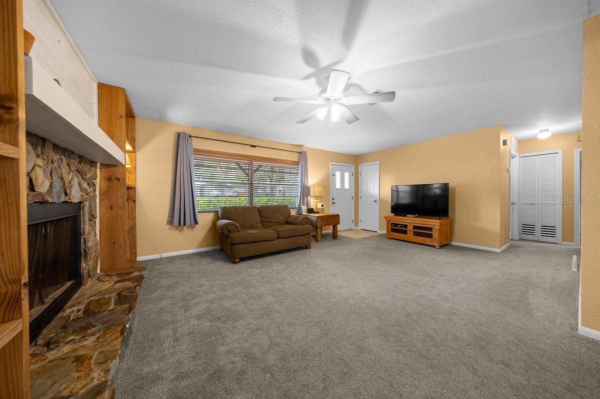 2043 NE 43RD ST, OCALA, FL, 34479