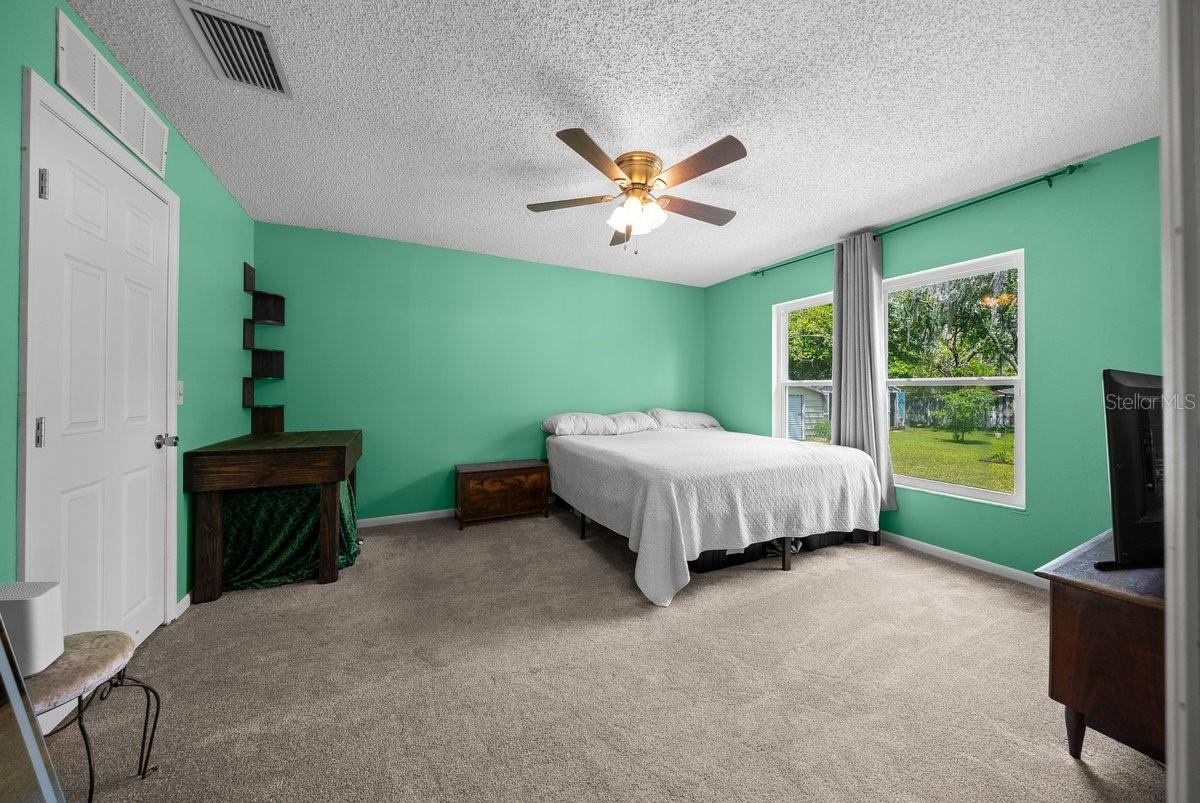 2043 NE 43RD ST, OCALA, FL, 34479