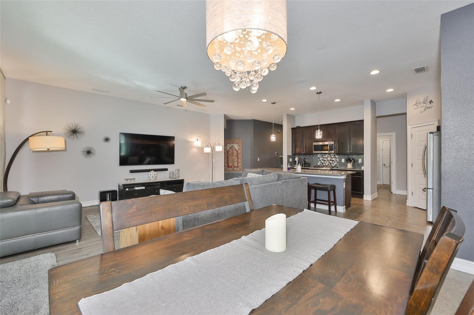 Dining room to kitchen view