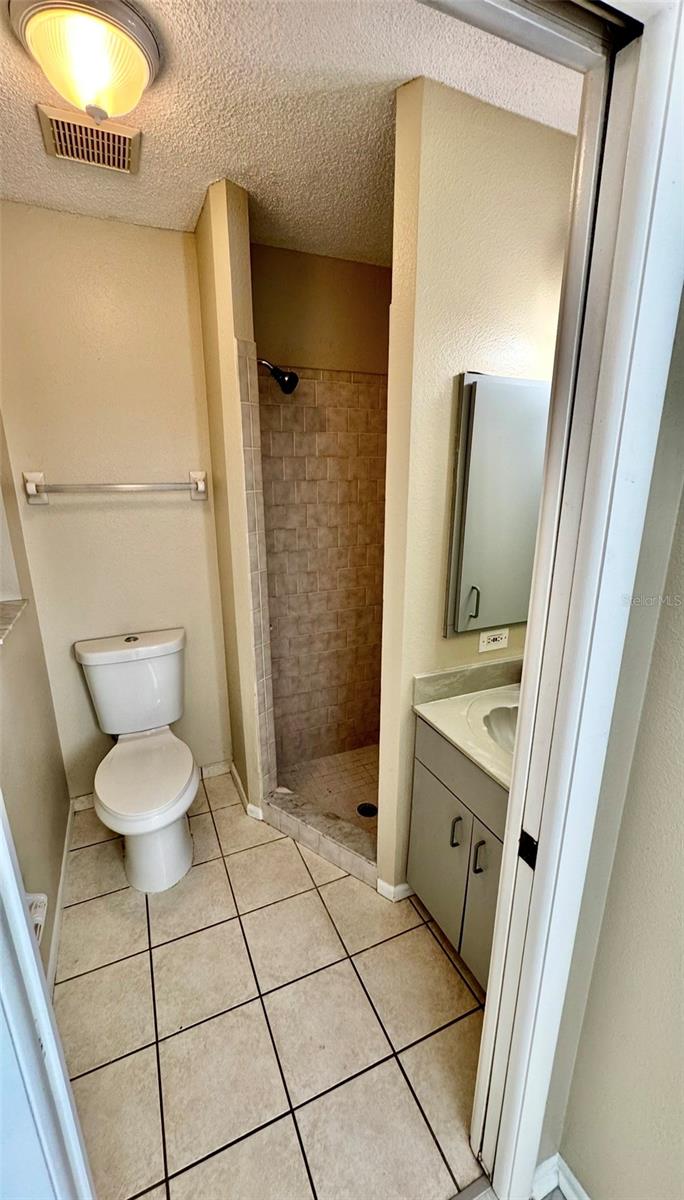 9271 TACOMA AVE #B, ENGLEWOOD, FL, 34224