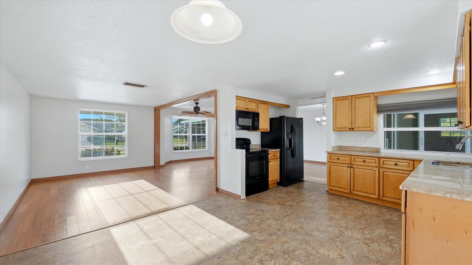 3328 BEACON DR, PUNTA GORDA, FL, 33980