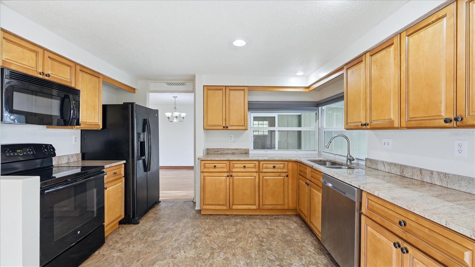 3328 BEACON DR, PUNTA GORDA, FL, 33980