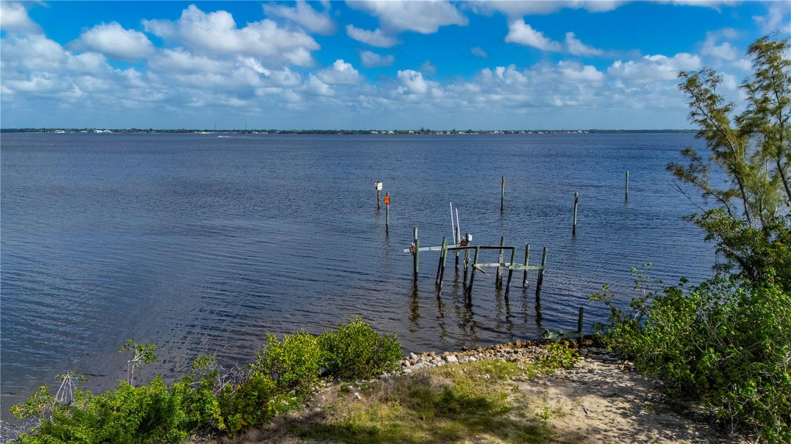 6141 ELLIOTT ST, PUNTA GORDA, FL, 33950