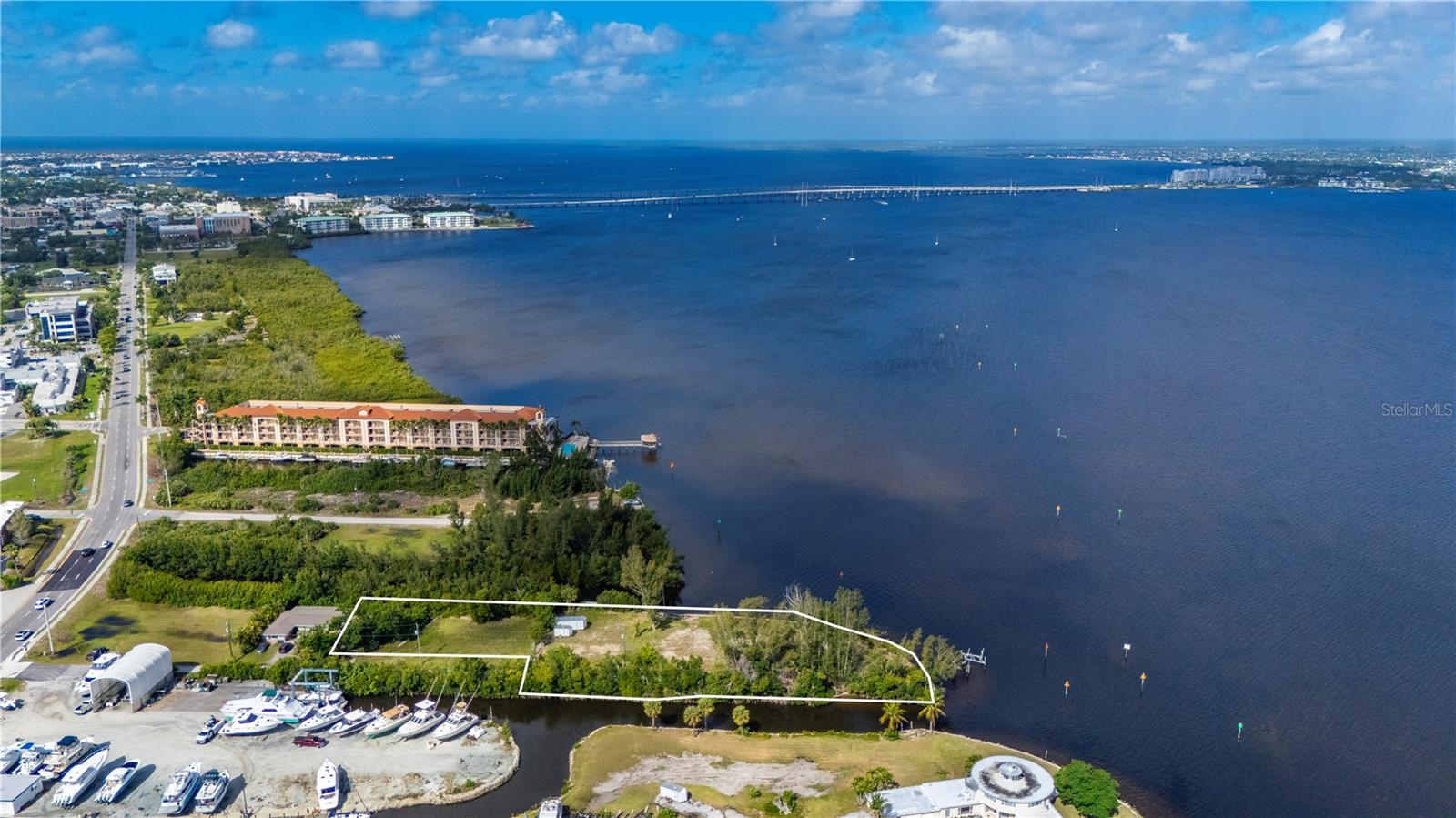 6141 ELLIOTT ST, PUNTA GORDA, FL, 33950