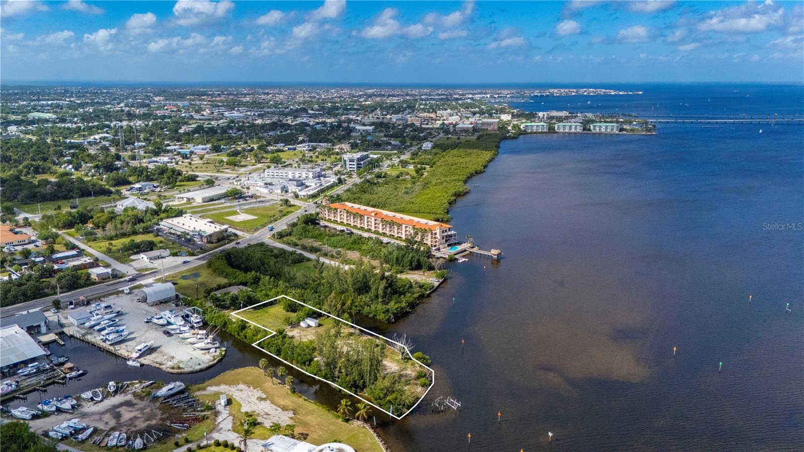 6141 ELLIOTT ST, PUNTA GORDA, FL, 33950