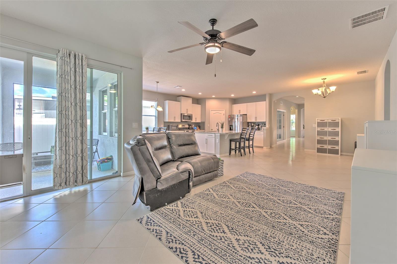 11130 SPRING POINT CIR, RIVERVIEW, FL, 33579