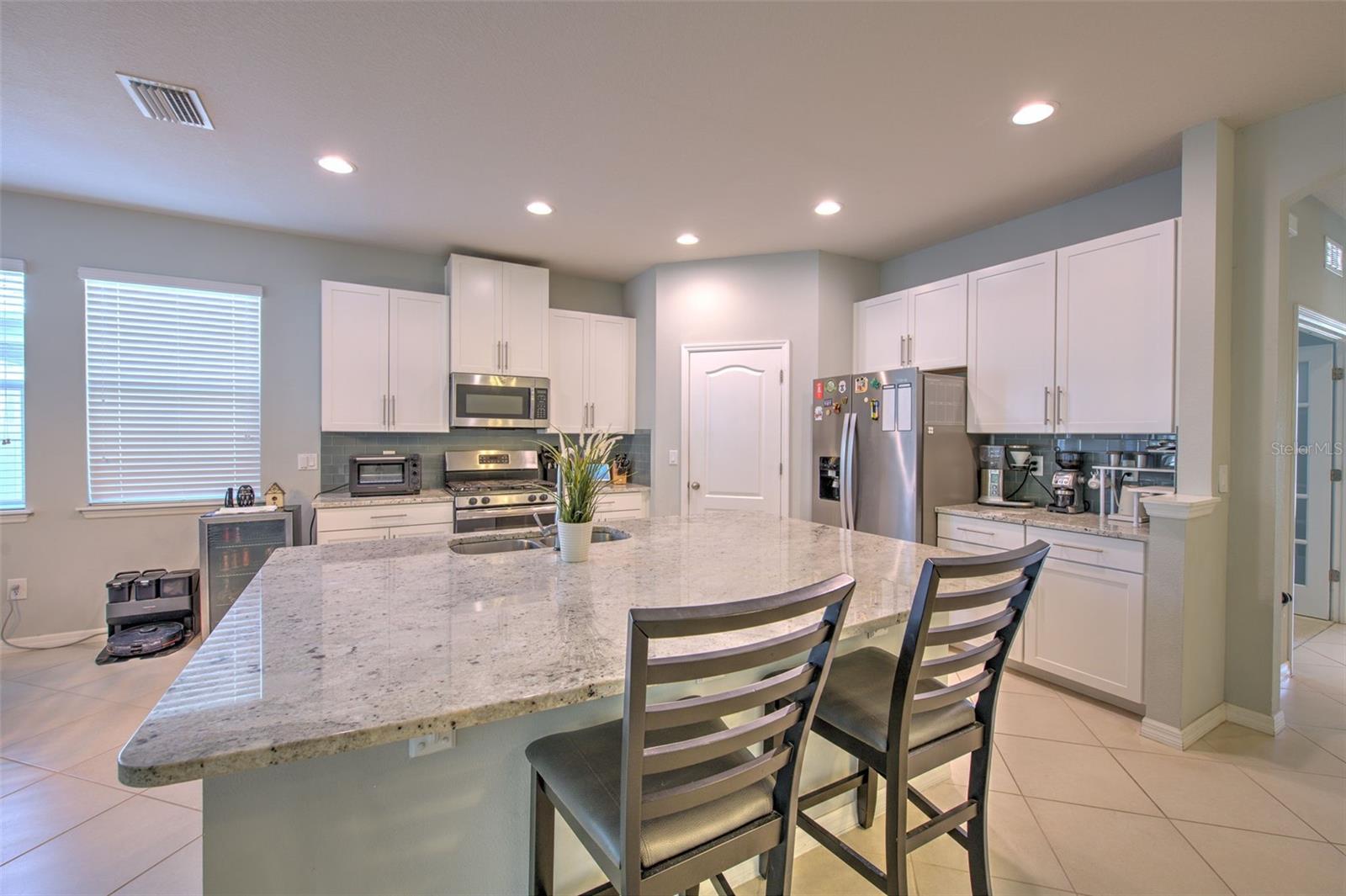 11130 SPRING POINT CIR, RIVERVIEW, FL, 33579