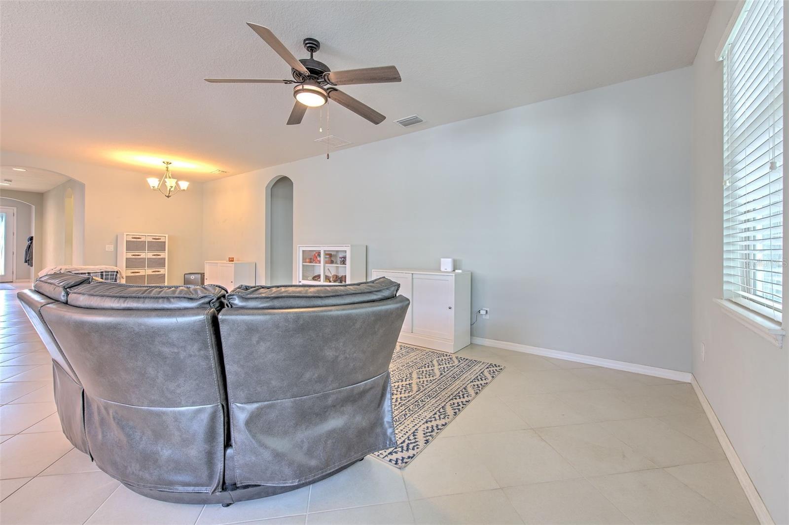 11130 SPRING POINT CIR, RIVERVIEW, FL, 33579