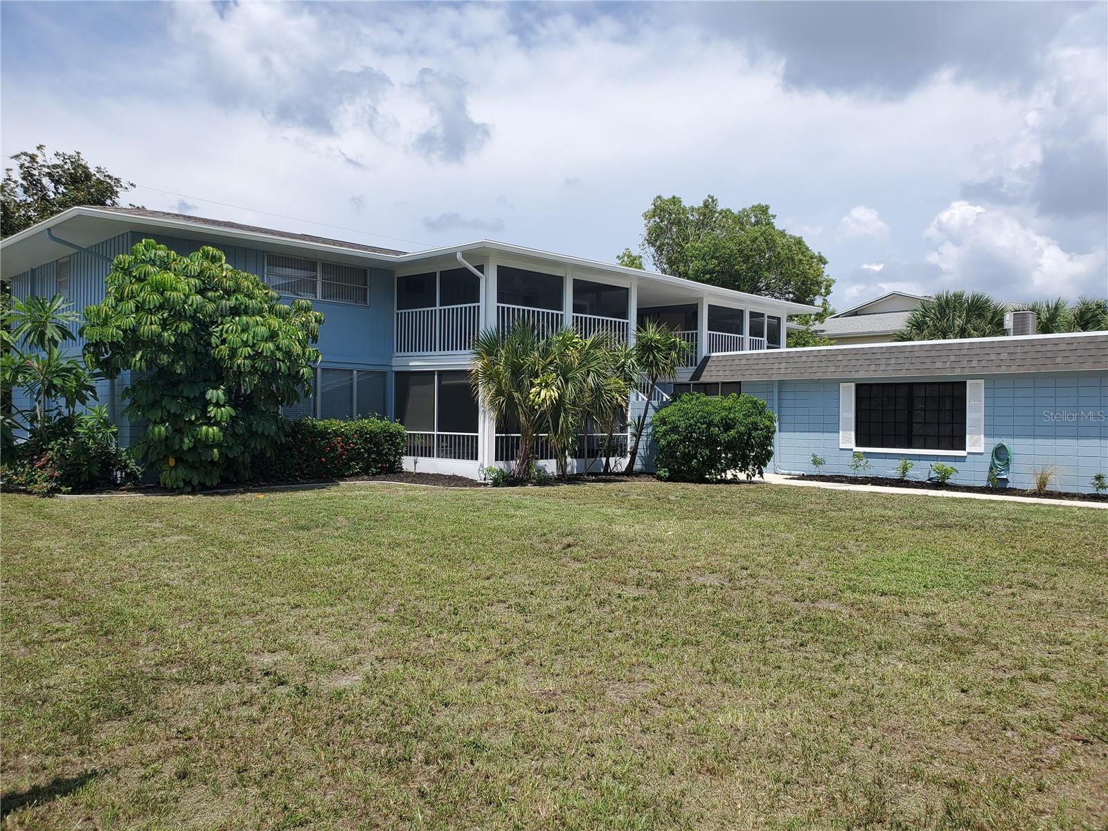 3075 LOS ALTOS DR #E, BELLEAIR BLUFFS, FL, 33770
