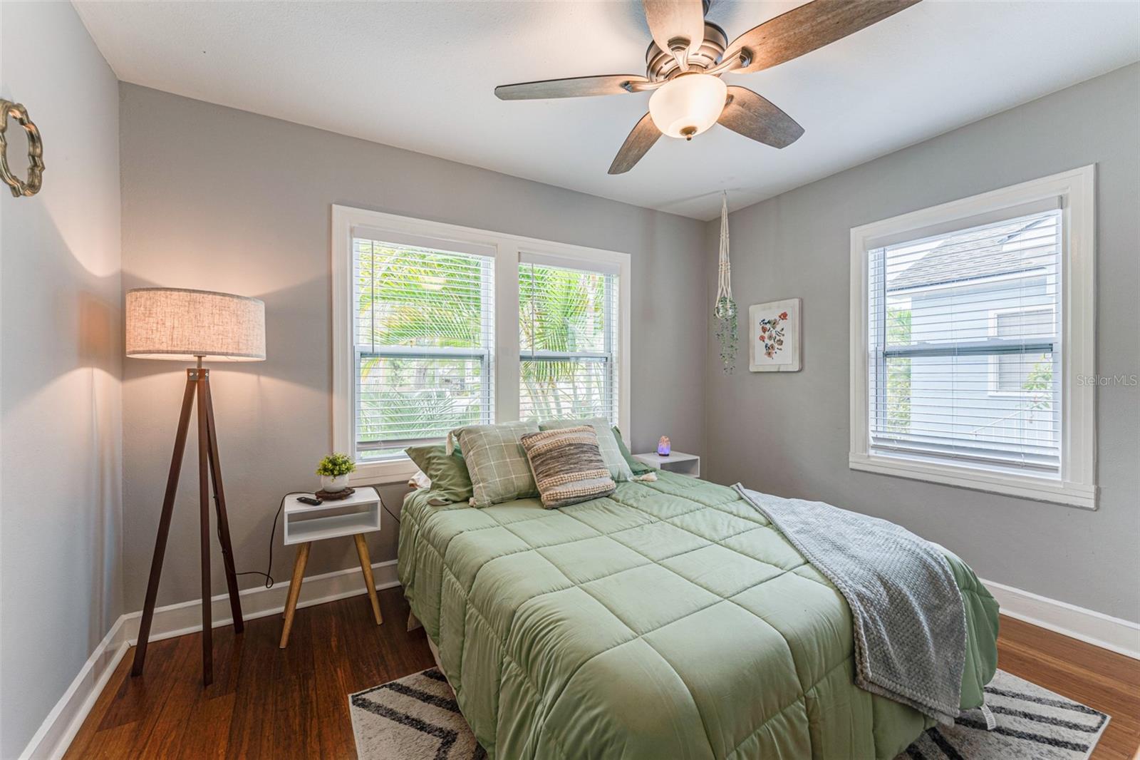 2180 7TH AVE N, ST PETERSBURG, FL, 33713