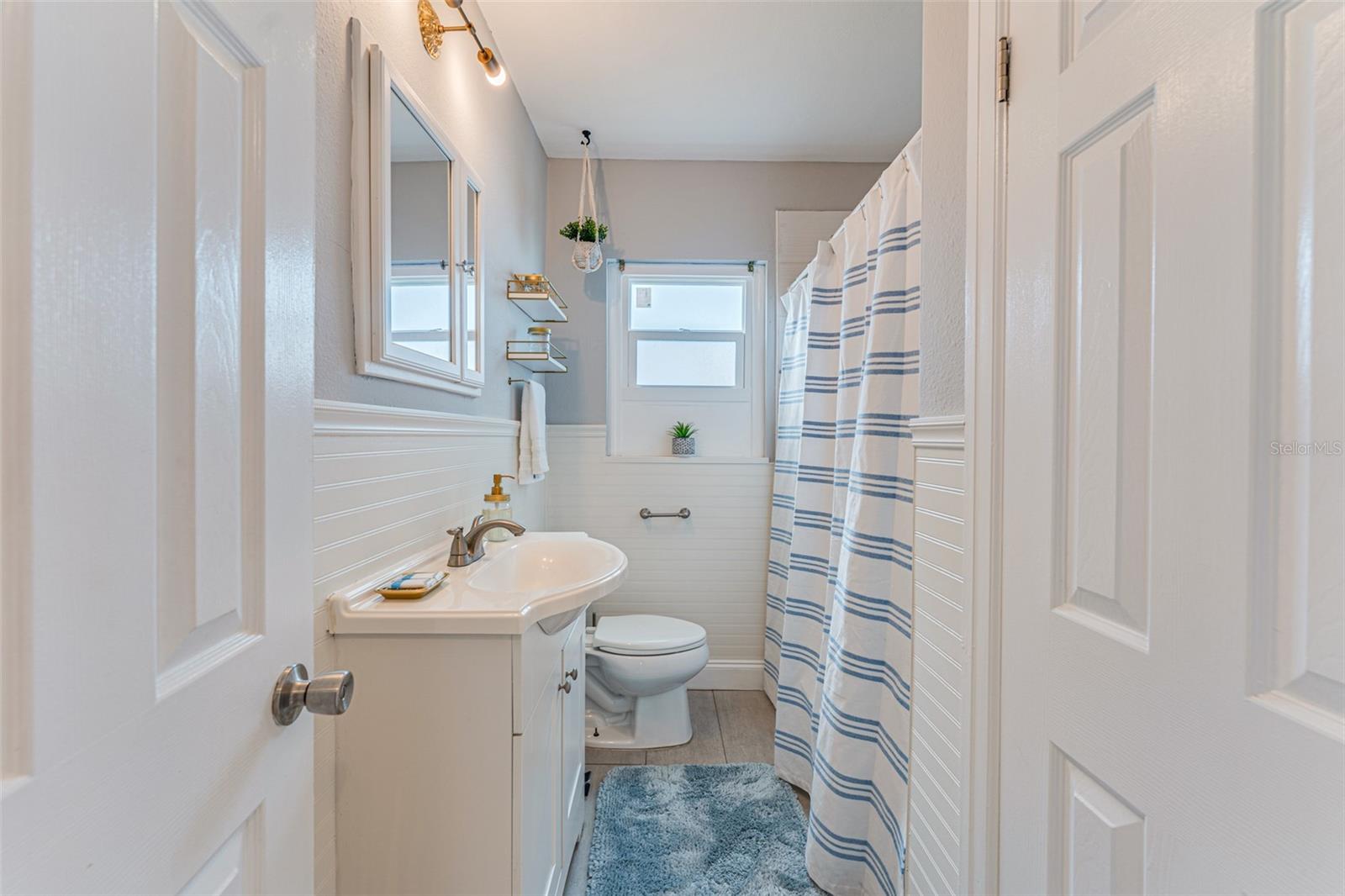 2180 7TH AVE N, ST PETERSBURG, FL, 33713