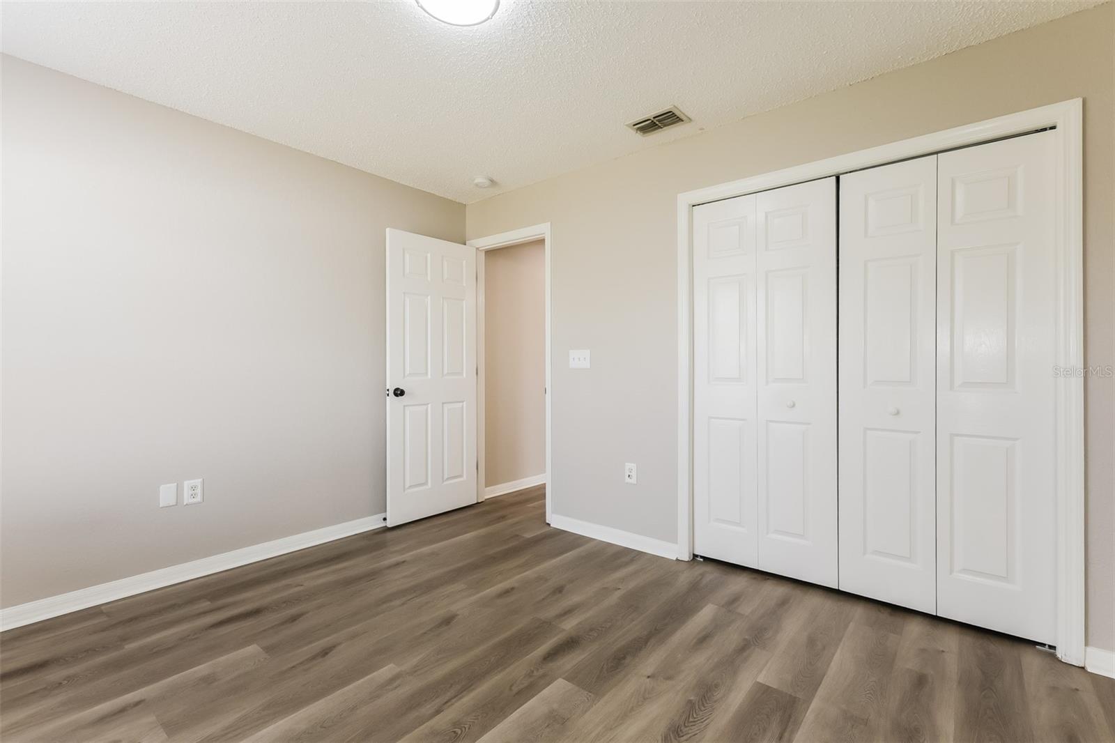 8157 BRISTOL BAY AVE, LAKELAND, FL, 33810