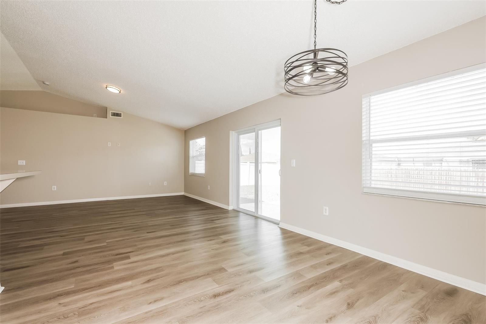 8157 BRISTOL BAY AVE, LAKELAND, FL, 33810