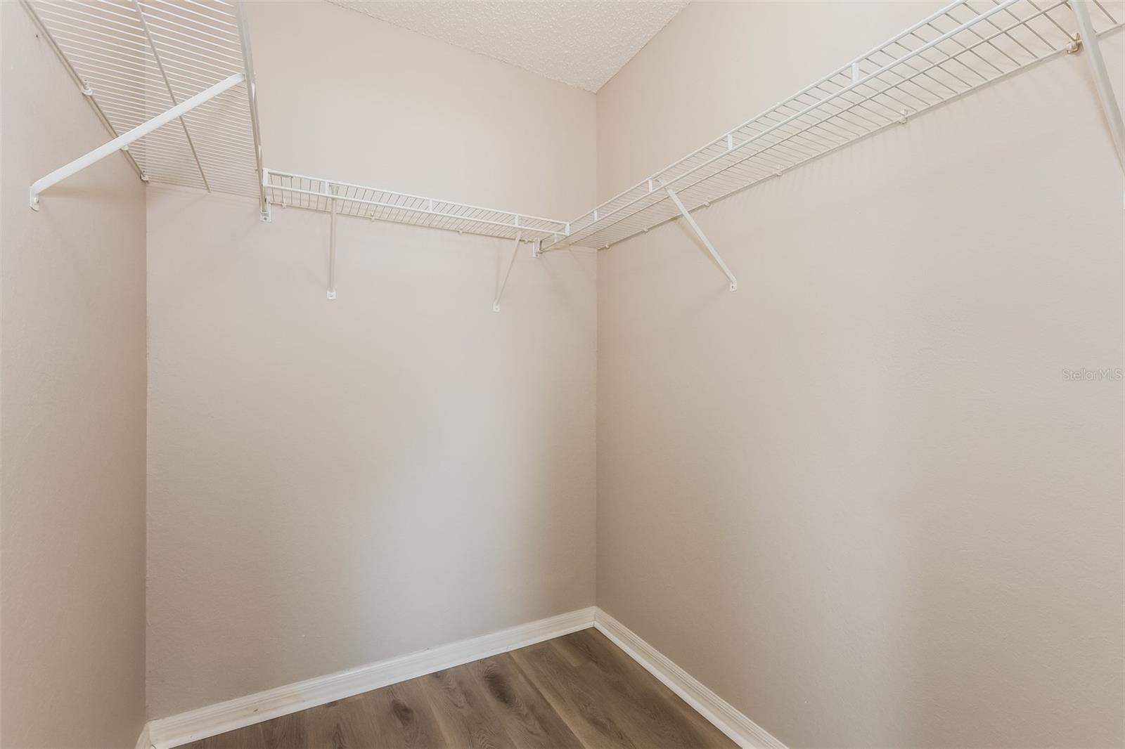 8157 BRISTOL BAY AVE, LAKELAND, FL, 33810