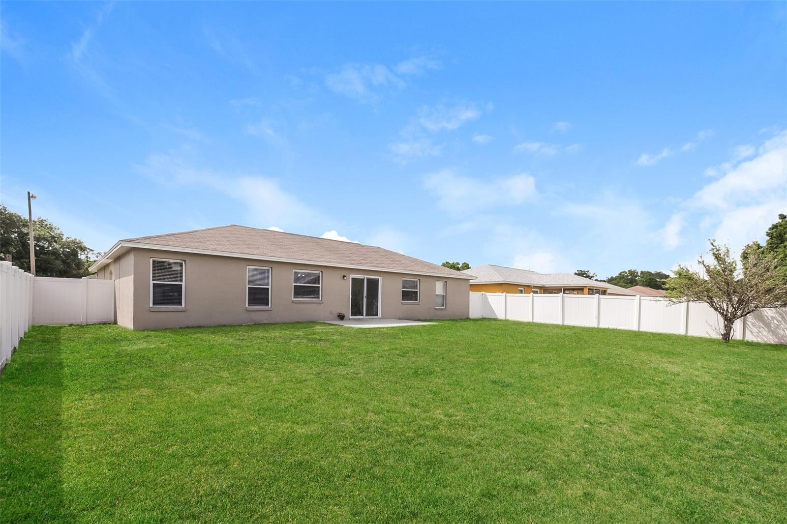 8157 BRISTOL BAY AVE, LAKELAND, FL, 33810