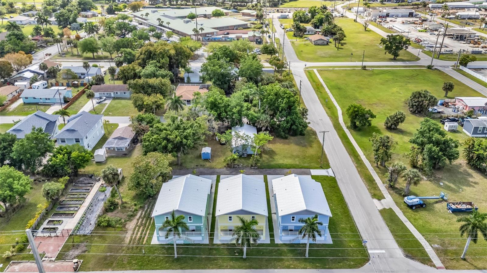 301 E VIRGINIA AVE, PUNTA GORDA, FL, 33950