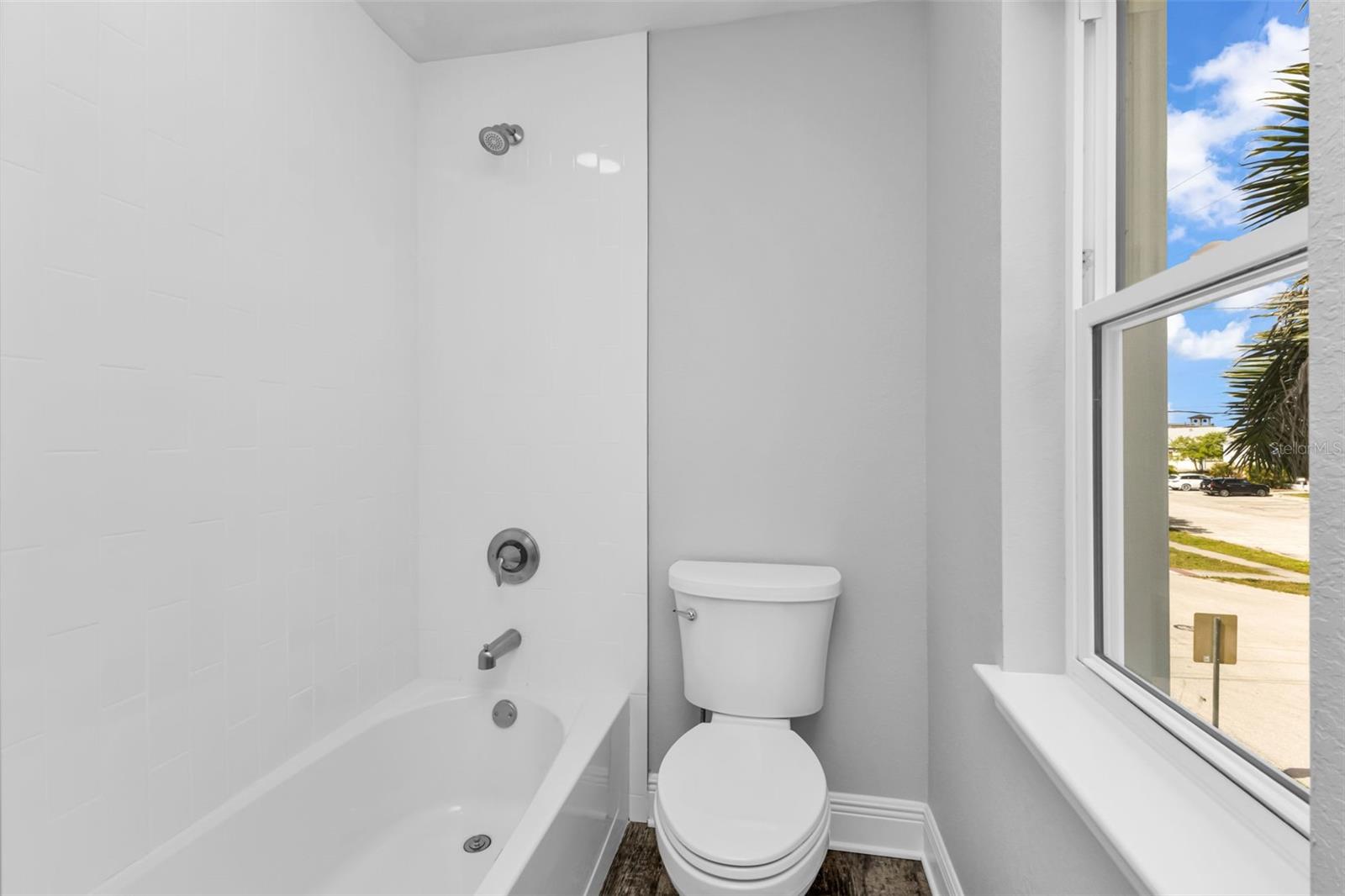 301 E VIRGINIA AVE, PUNTA GORDA, FL, 33950