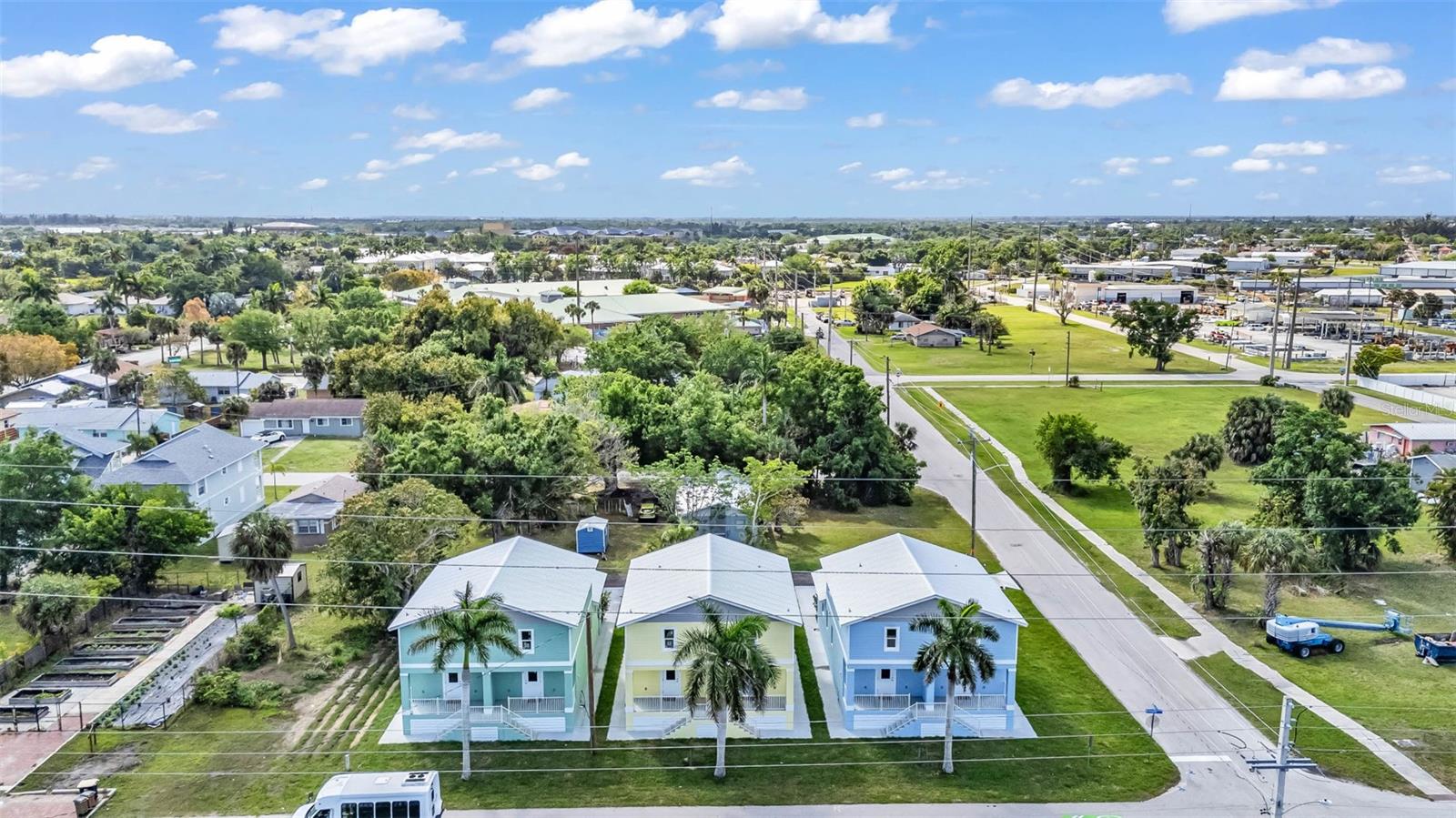 301 E VIRGINIA AVE, PUNTA GORDA, FL, 33950