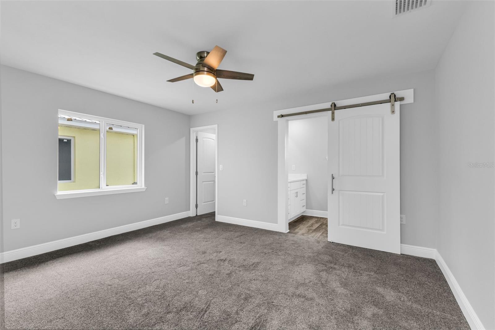 301 E VIRGINIA AVE, PUNTA GORDA, FL, 33950