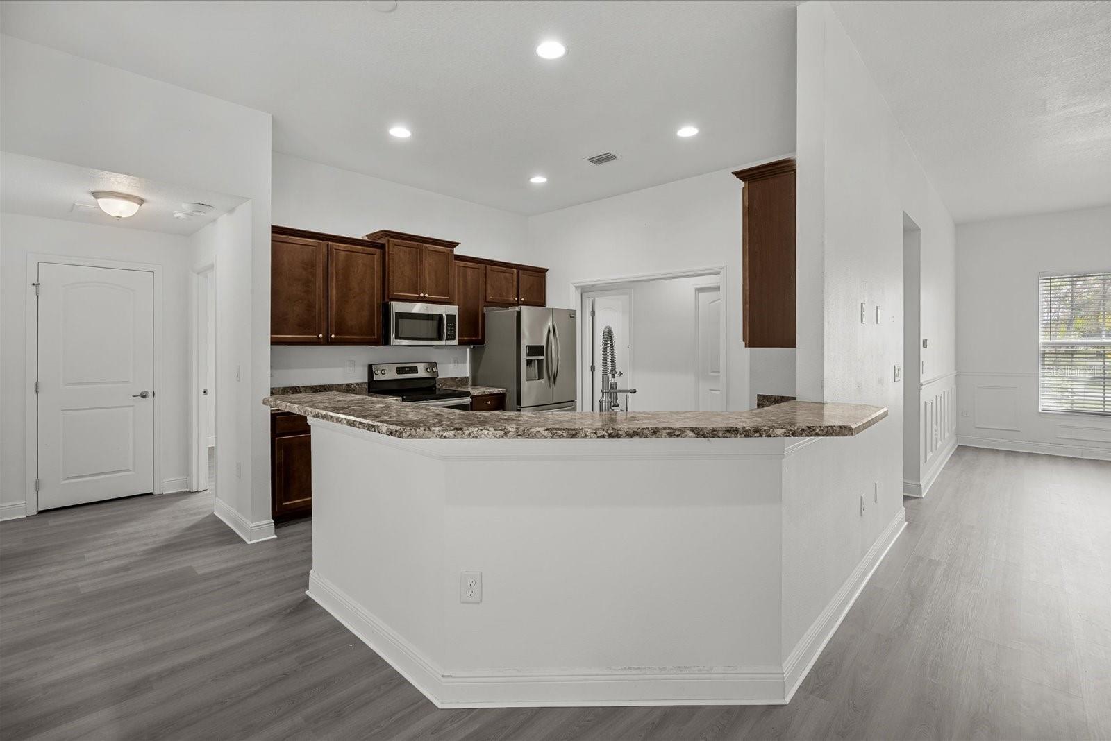 201 NE GREENBRIER AVE, PORT ST LUCIE, FL, 34983