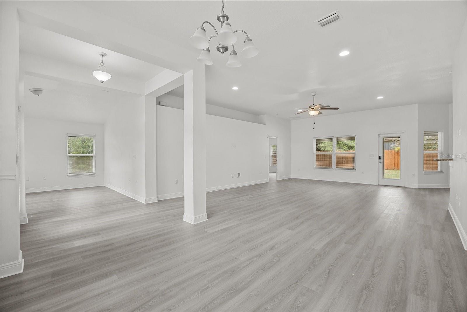 201 NE GREENBRIER AVE, PORT ST LUCIE, FL, 34983