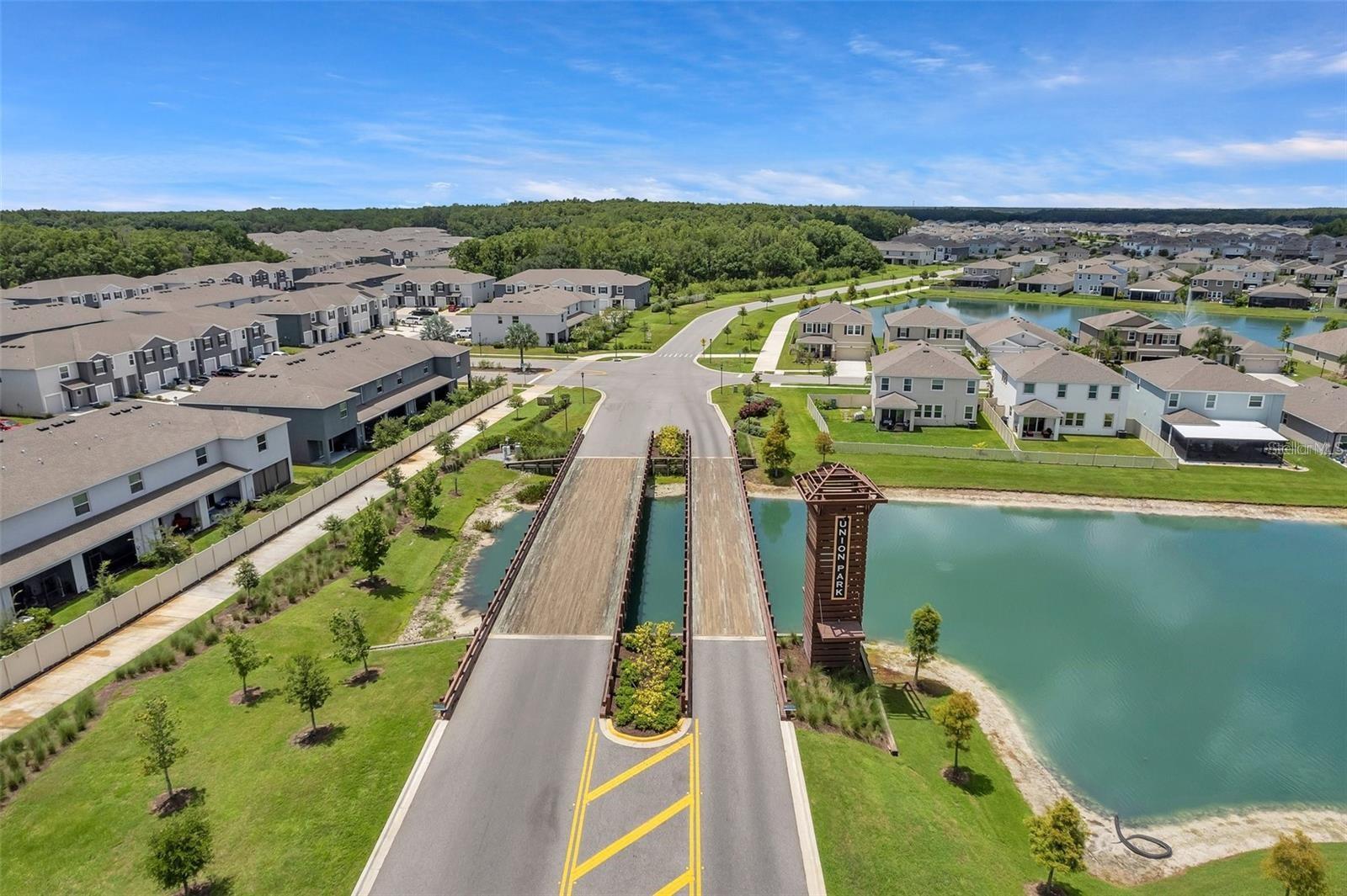 1347 COLT CREEK PL, WESLEY CHAPEL, FL, 33543