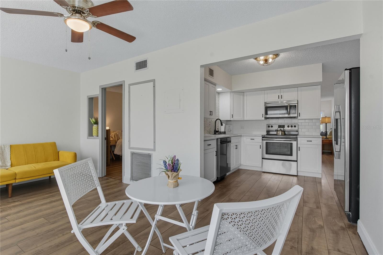 2257 WORLD PARKWAY BLVD W #61, CLEARWATER, FL, 33763