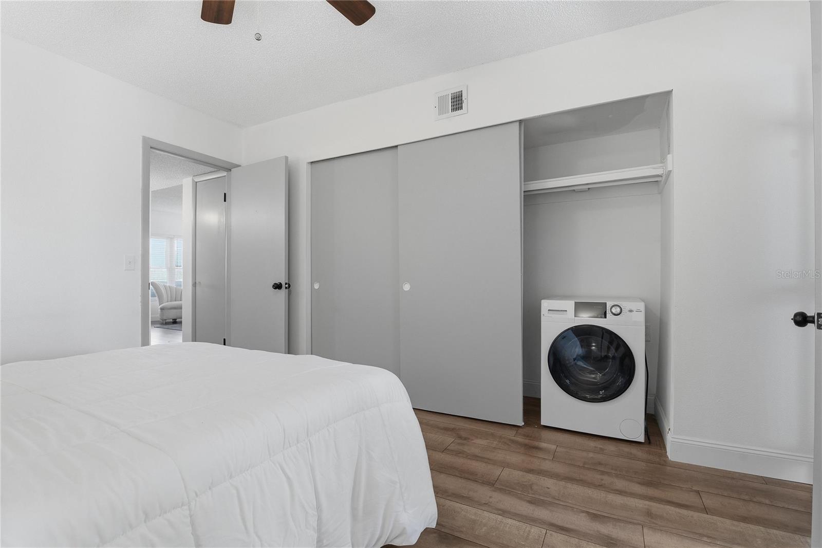 2257 WORLD PARKWAY BLVD W #61, CLEARWATER, FL, 33763