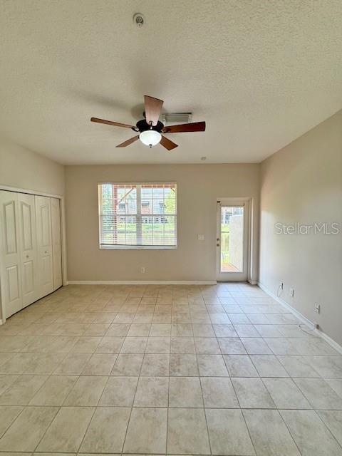 2947 POINTEVIEW DR, TAMPA, FL, 33611