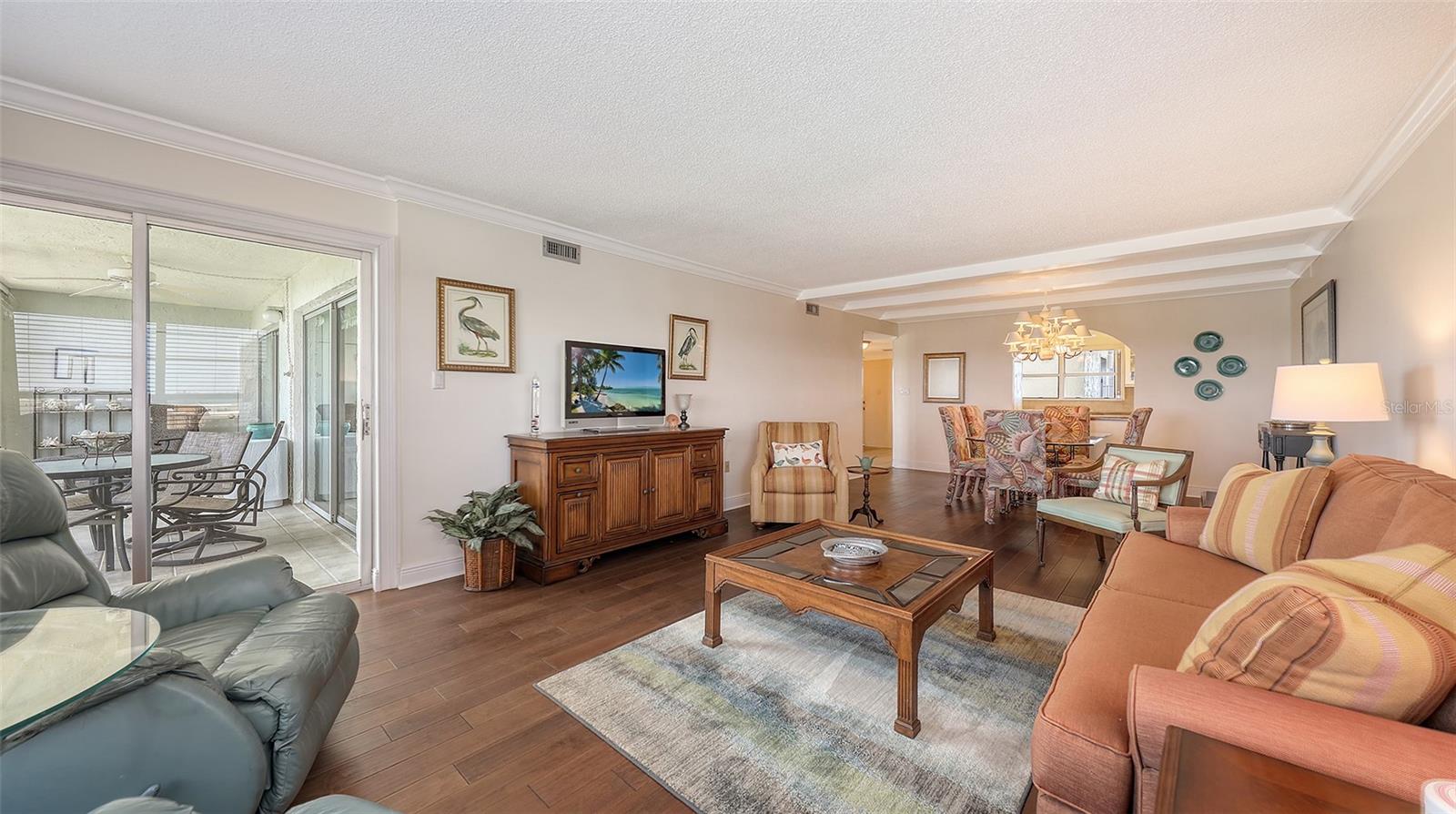 9393 MIDNIGHT PASS RD #P4, SARASOTA, FL, 34242