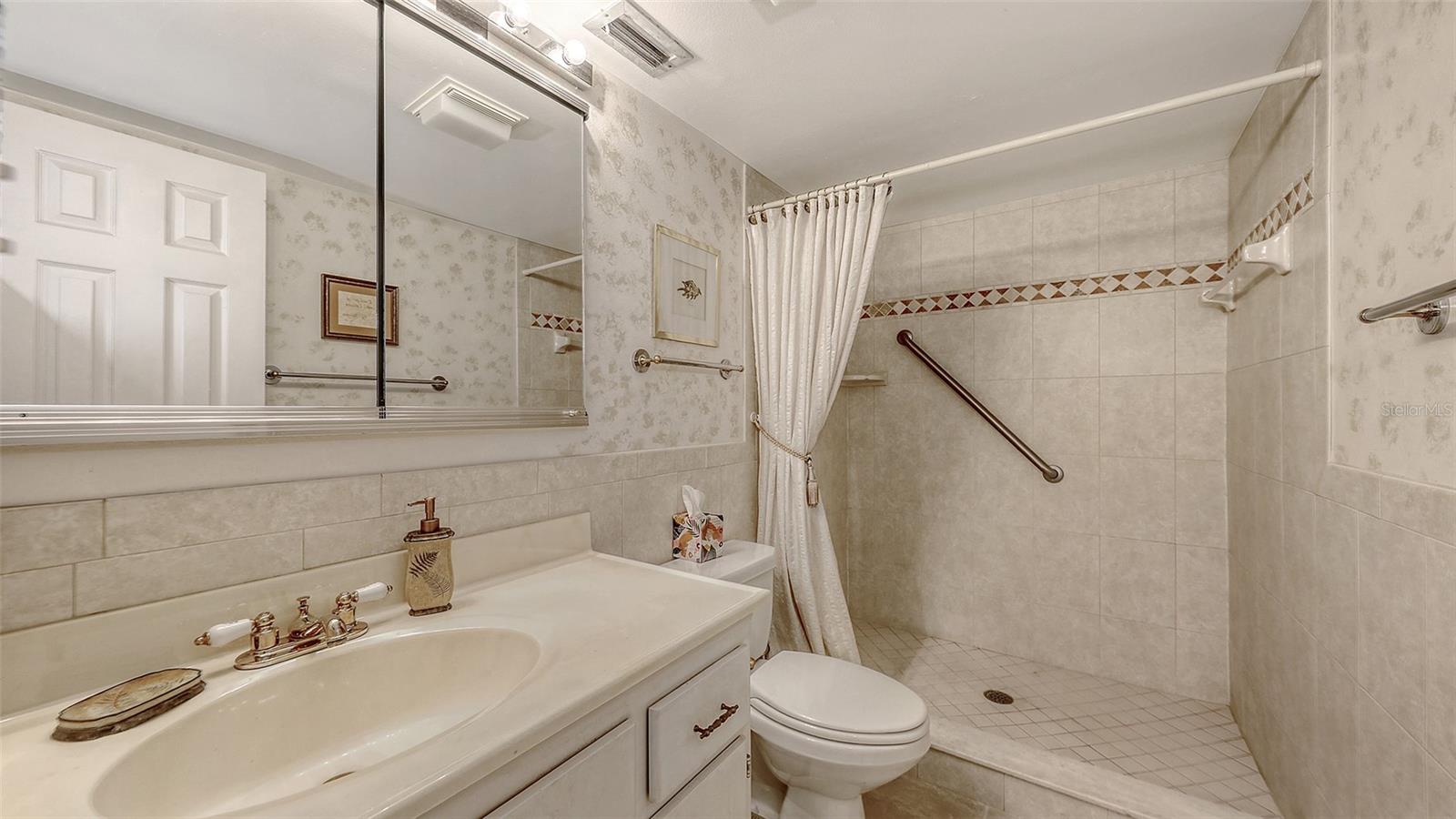 9393 MIDNIGHT PASS RD #P4, SARASOTA, FL, 34242