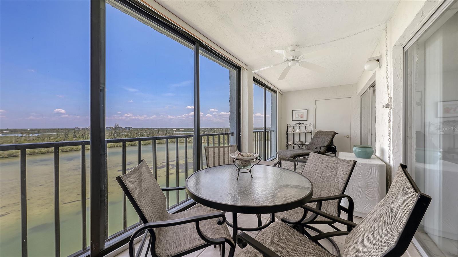 9393 MIDNIGHT PASS RD #P4, SARASOTA, FL, 34242