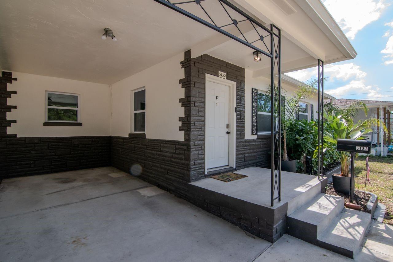 5132 OXFORD AVE N, ST PETERSBURG, FL, 33710