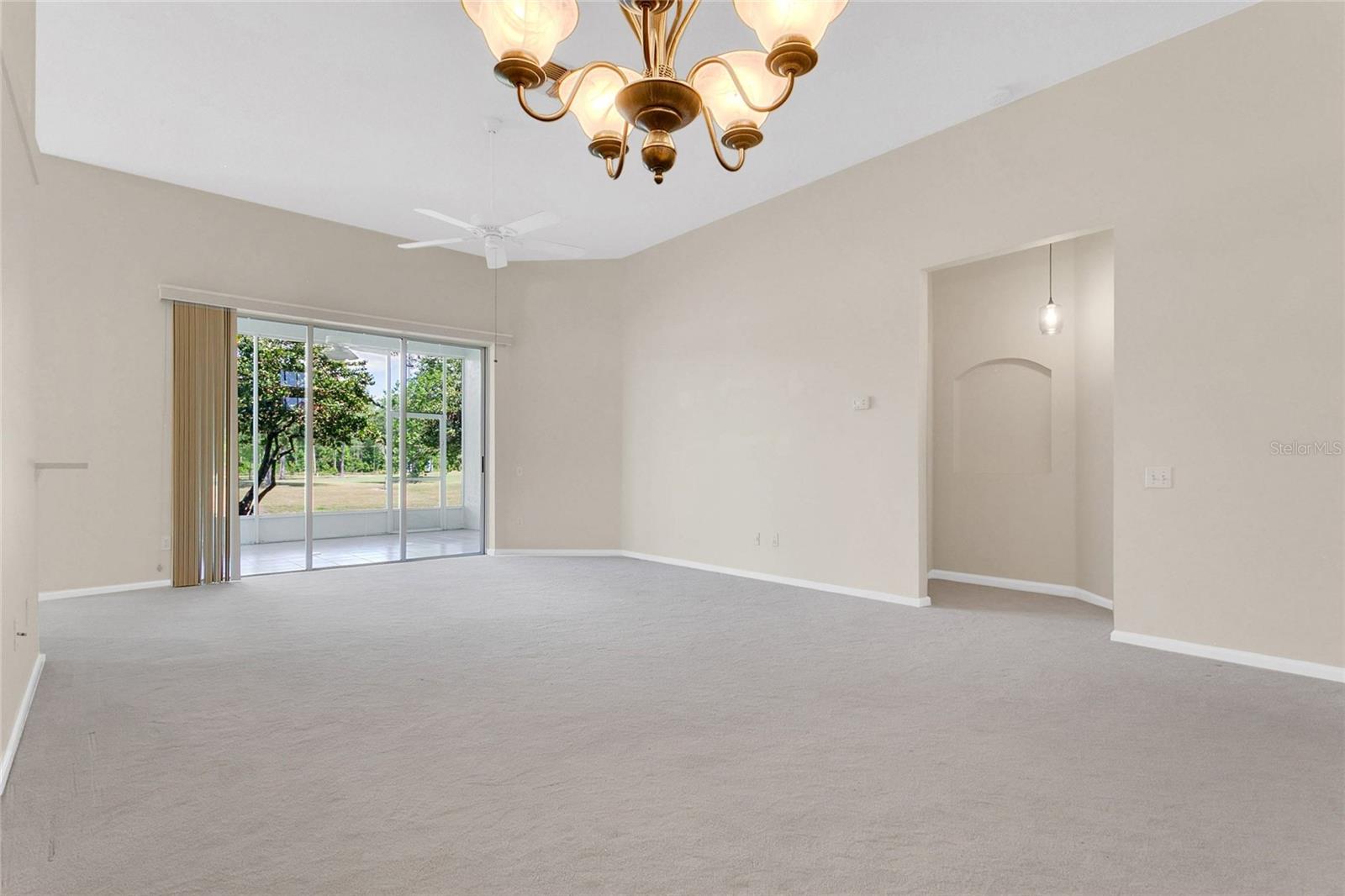 3433 CLEAR STREAM DR, ORLANDO, FL, 32822