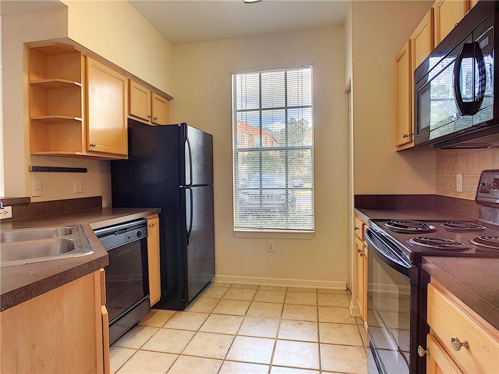 12824 MADISON POINTE CIR #103, ORLANDO, FL, 32821