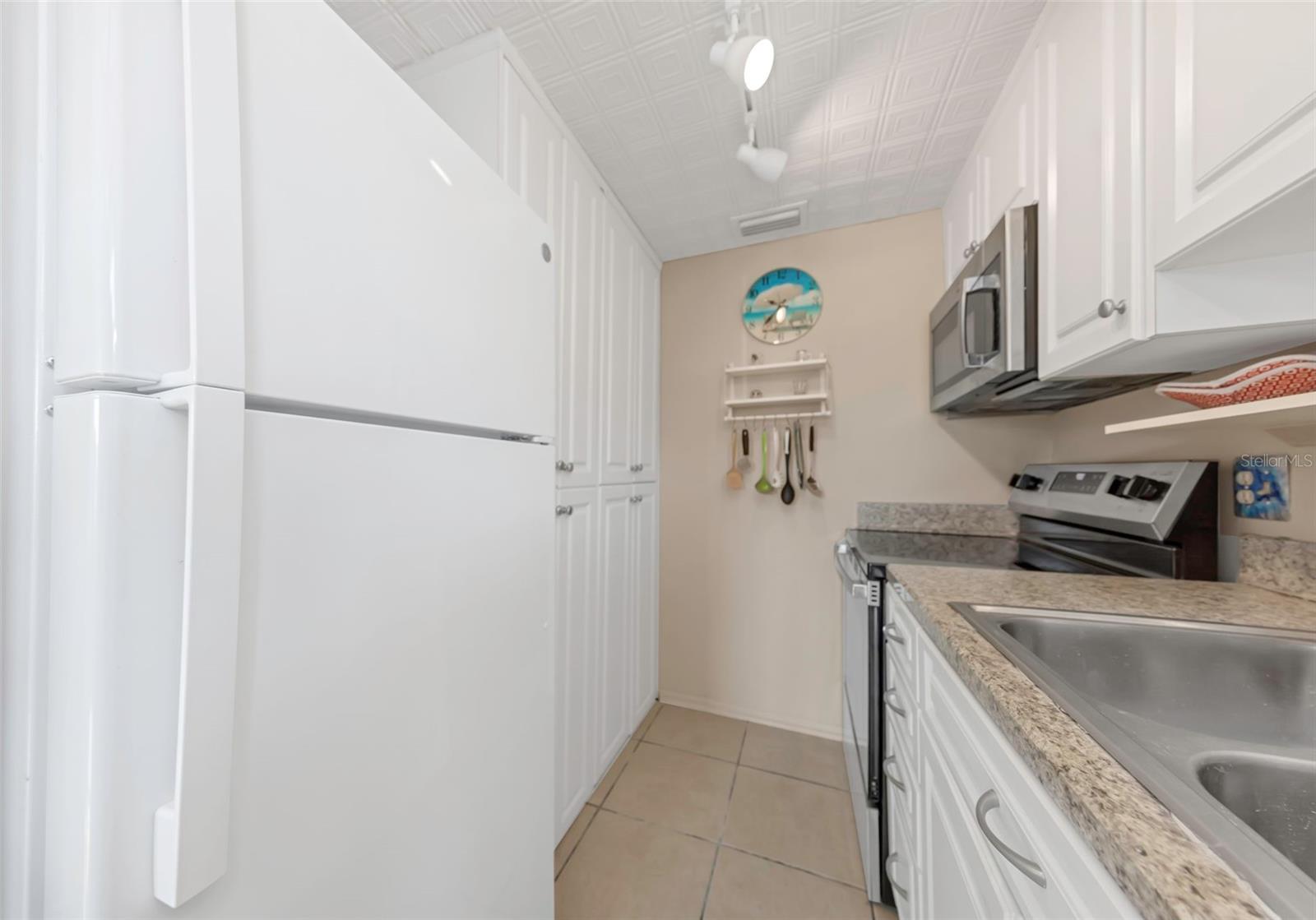 2600 N PAULA DR #12D, DUNEDIN, FL, 34698