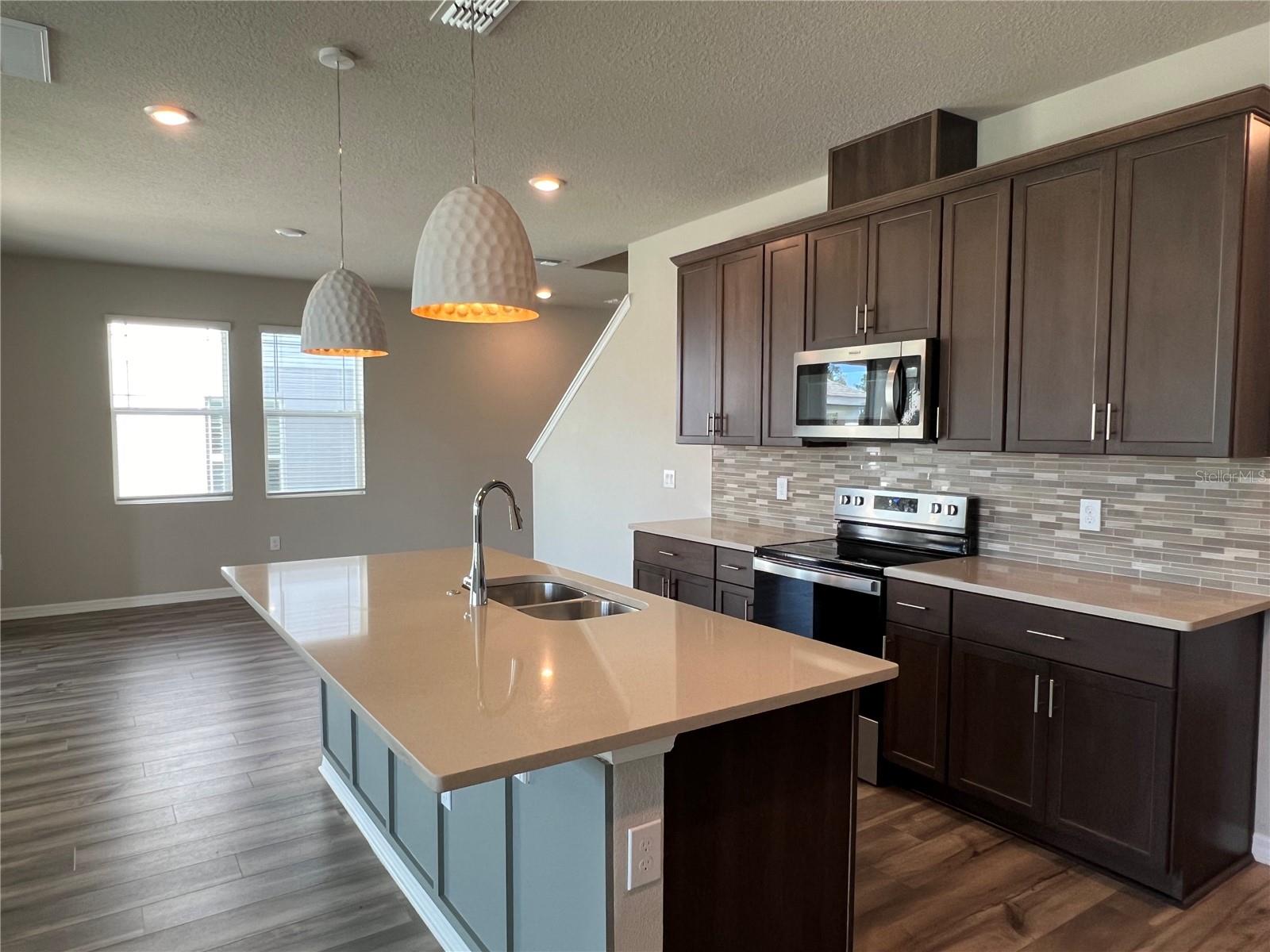 2321 MYSTIC MAZE LN, MINNEOLA, FL, 34715