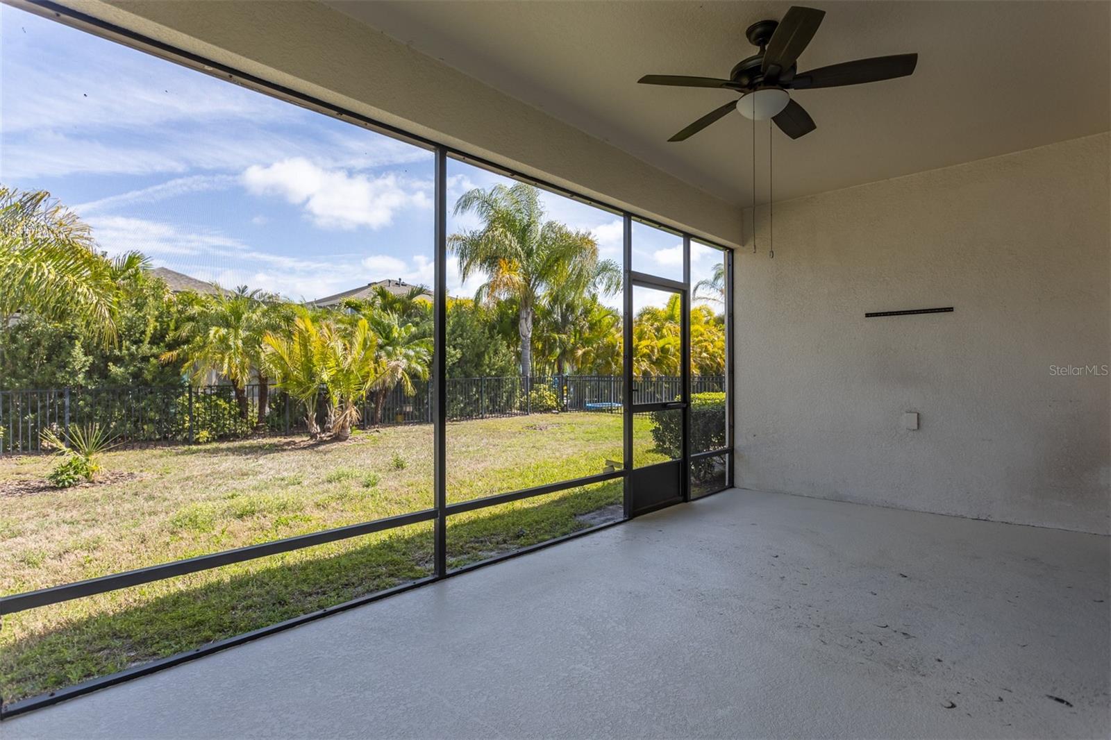 6906 PARADISO DR, APOLLO BEACH, FL, 33572